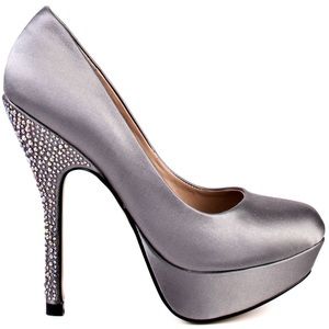 Steven Madden Partyy Satin Crystal Platforms 7